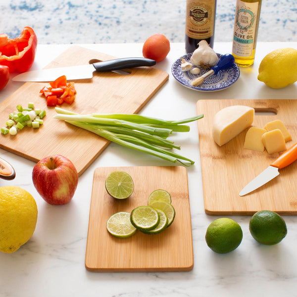 Mom's Kitchen • Oganic Bamboo Cutting Board – Salmon Olive