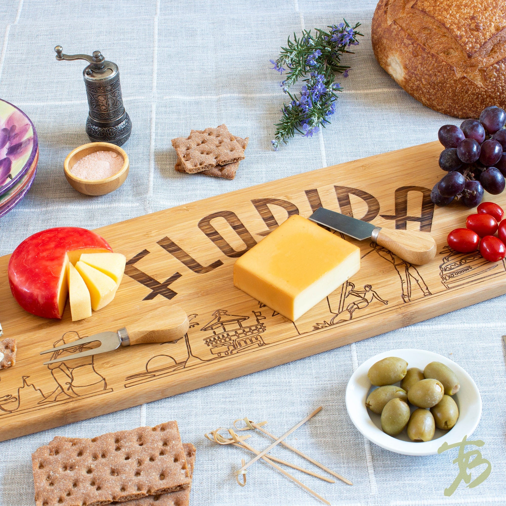 Totally Bamboo Florida Extra-Large Charcuterie Board